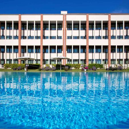 Mercure Leonardo da Vinci Rome Airport Fiumicino Esterno foto